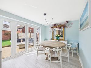 Dining Room- click for photo gallery